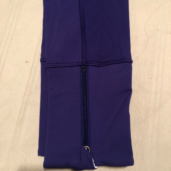 Ivivva. BY lulu lemon size 14 North Star purple pants. Pockets, hidden pocket. - Picture 7 of 12